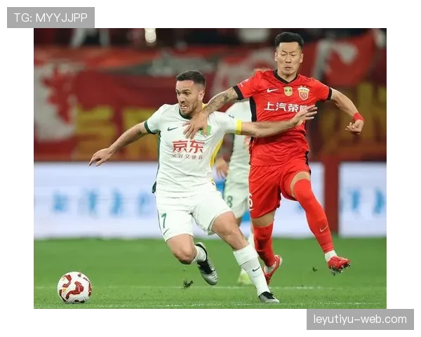 上海海港联赛前段进攻体系运转高效，关键场次展现统治力